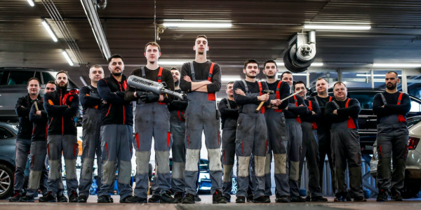 Auto Zubak uniforme: Kada odjeća postane brend